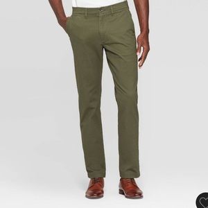 Goodfellow men’s athletic chinos